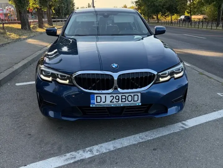 BMW Seria 3 G20/G21 [2018 - Prezent] 320d Aut. Luxury Line