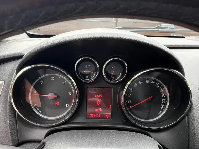 Opel Astra J 1.7 CDTI