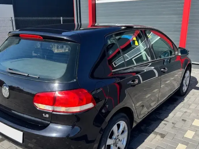 Volkswagen Golf VI