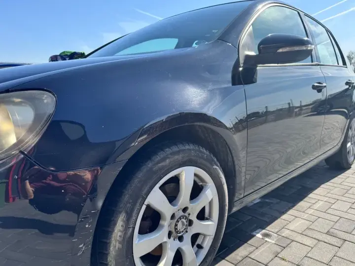 Volkswagen Golf VI