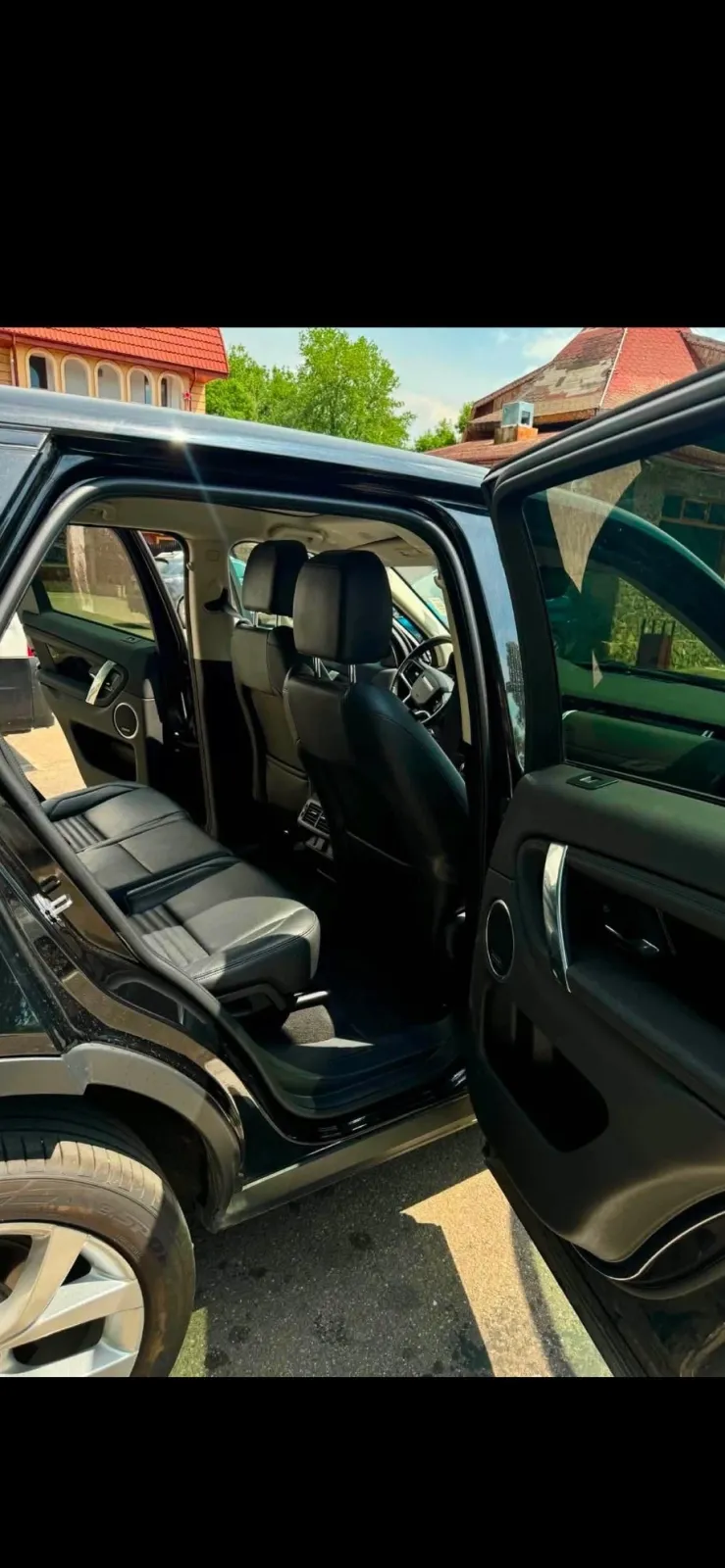 Land Rover Discovery Sport — imagine 5