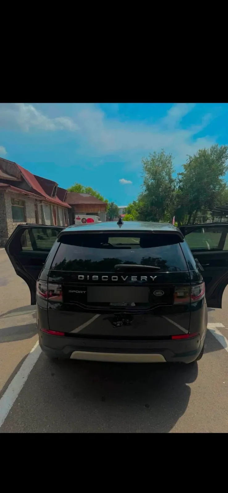 Land Rover Discovery Sport — imagine 2