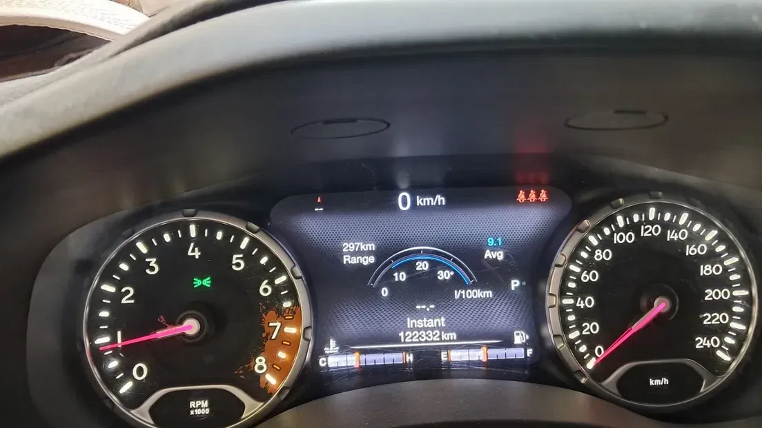 Jeep Renegade — imagine 2