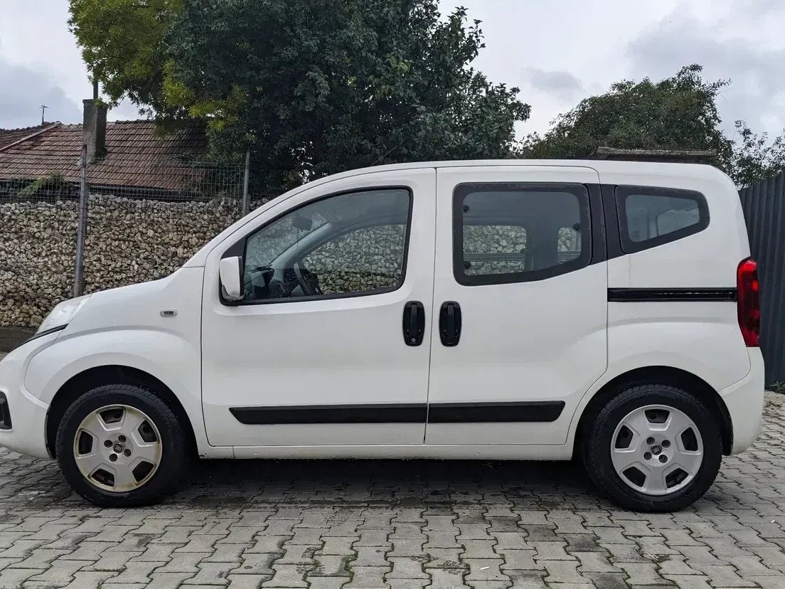 FIAT Qubo 1.4 Active — imagine 10