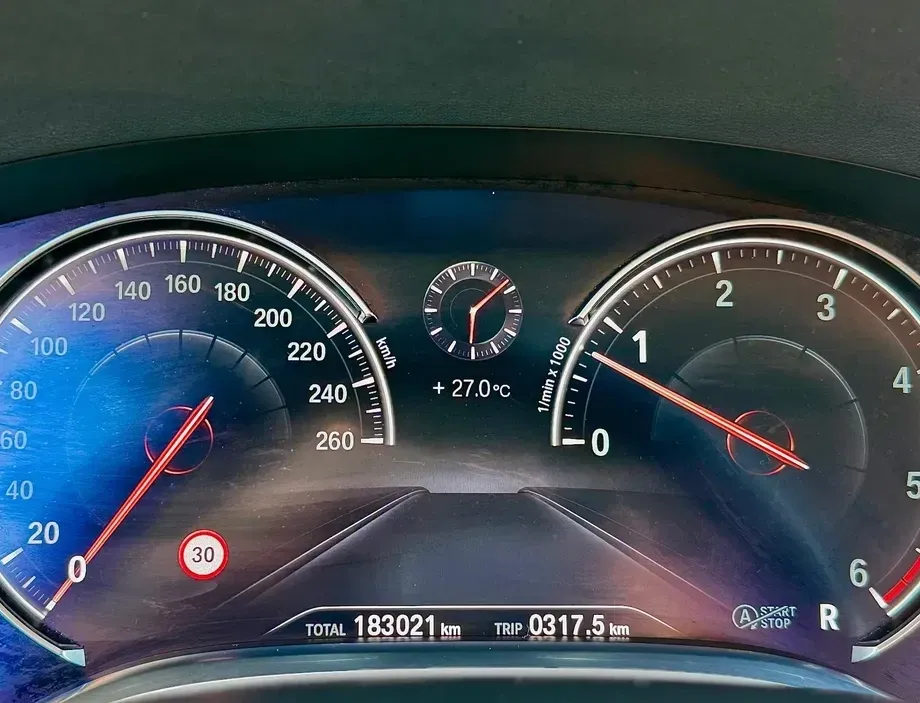 BMW Seria 7 G11/G12 [2015 - 2022] 740d xDrive — imagine 5