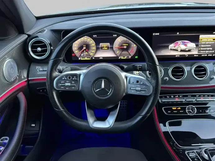 Mercedes-Benz E W213 220 d 4MATIC 9G-TRONIC AMG Line