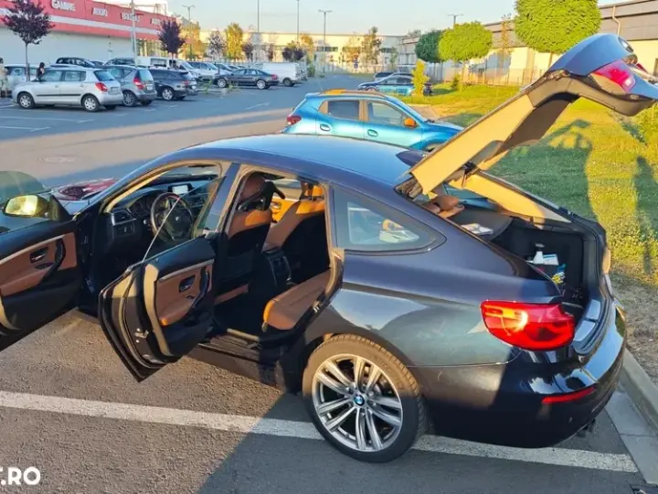 BMW Seria 3 F30/F31/F34 [2011 - 2019] 320d Aut. Sport Line