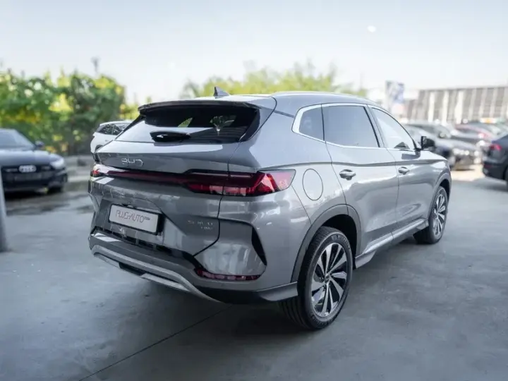 BYD Seal U DM-i PHEV Boost