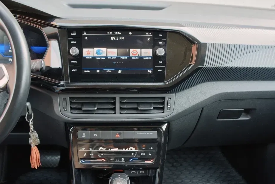Volkswagen T-Cross — imagine 8