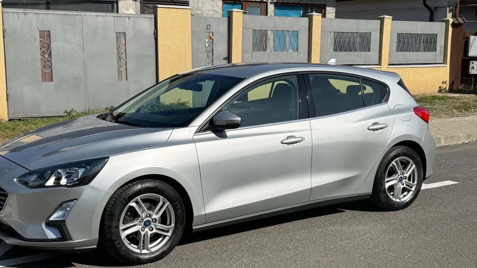 Ford Focus MK4 — imagine 8