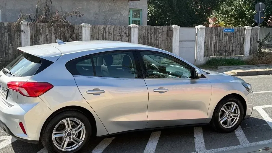 Ford Focus MK4 — imagine 2