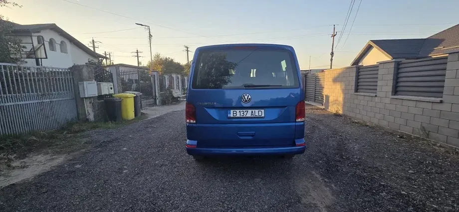 Volkswagen Multivan T6 — imagine 6