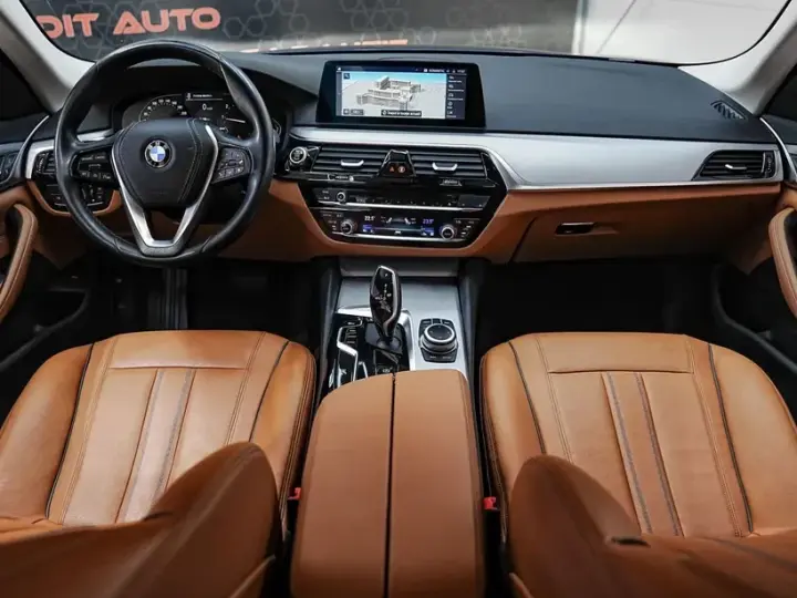 BMW Seria 5 G30/G31 530i xDrive AT MHEV