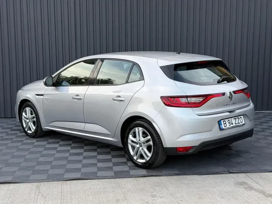 Renault Mégane IV Sce Business — imagine 4