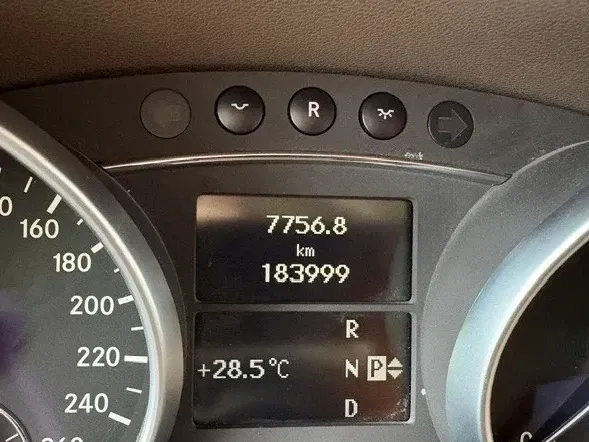 Mercedes-Benz ML 320 CDI Aut — imagine 6