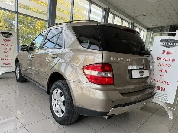 Mercedes-Benz ML 320 CDI Aut — imagine 3