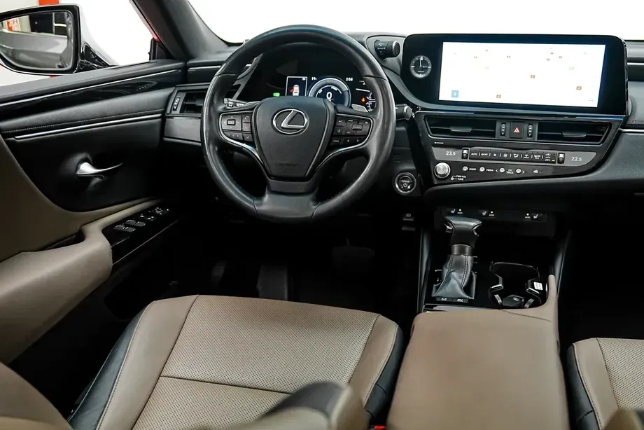 Lexus ES VII 300h 2.5 TNGA HV 25H- 4X2 CVT Luxury — imagine 8