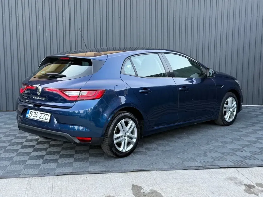 Renault Mégane IV Sce Business — imagine 4