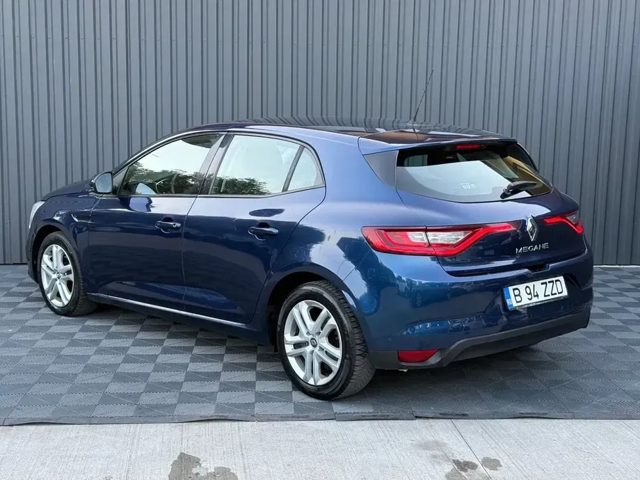 Renault Mégane IV Sce Business — imagine 3