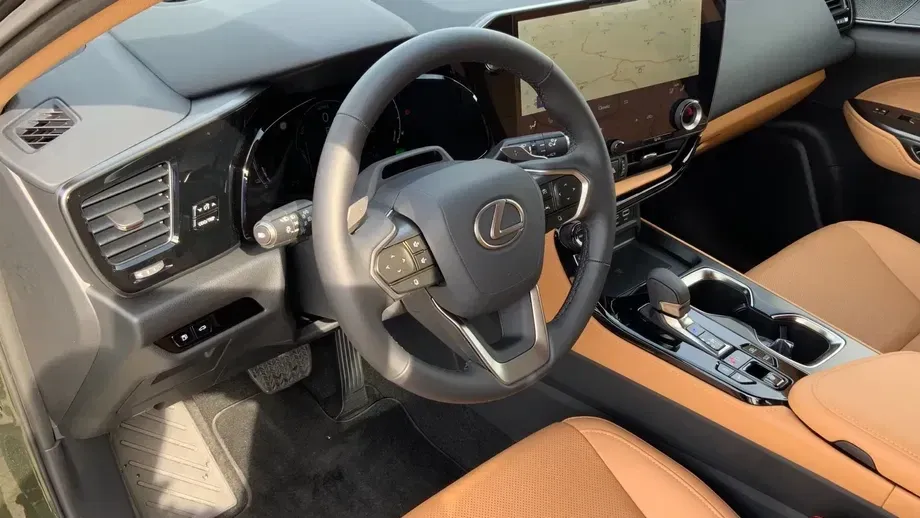 Lexus NX II 450h+ AWD CVT PHEV Luxury — imagine 10