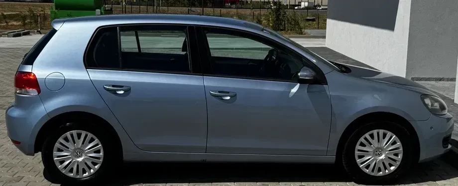 Volkswagen Golf 1.6 BlueTDI Comfortline — imagine 8