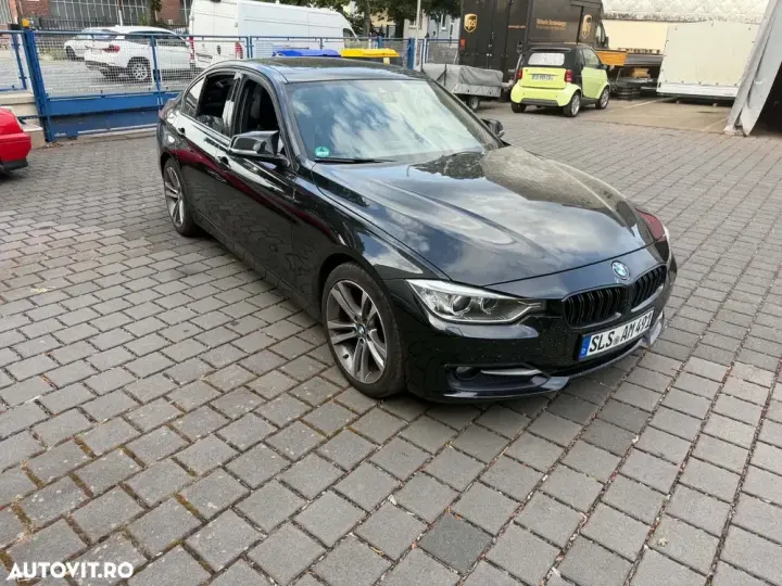 BMW Seria 3 F30/F31/F34 [2011 - 2019] 320d Aut. Sport Line