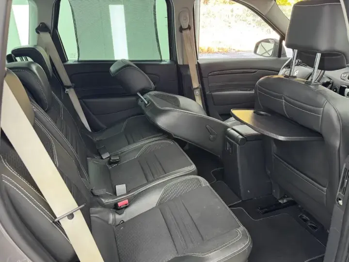 Renault Grand Scenic ENERGY dCi 130 BOSE EDITION