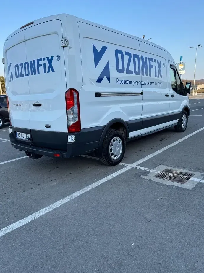 Ford Transit — imagine 4
