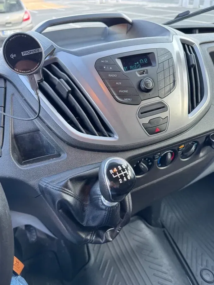 Ford Transit — imagine 9