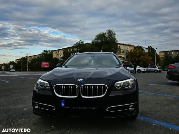 BMW Seria 5 F10/F11/F07 [2010 - 2017] 520d xDrive AT