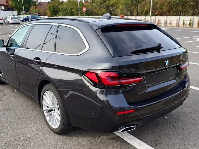 BMW Seria 5 G30/G31 520d AT MHEV
