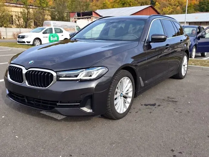 BMW Seria 5 G30/G31 520d AT MHEV