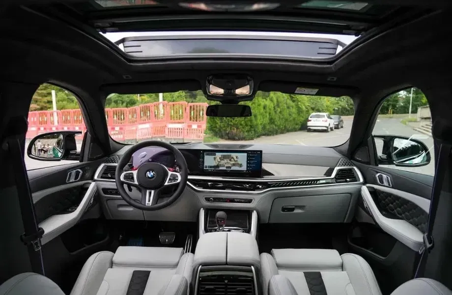 BMW X6 M G06 Competition MHEV — imagine 8