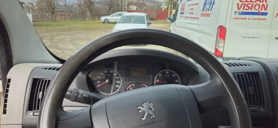Peugeot Boxer — imagine 3