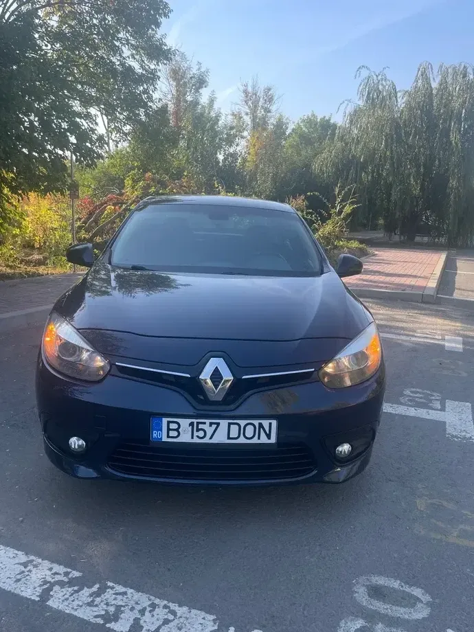 Renault Fluence — imagine 10