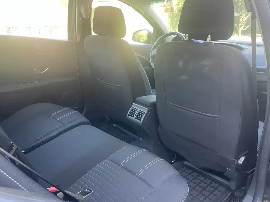 Renault Fluence — imagine 9