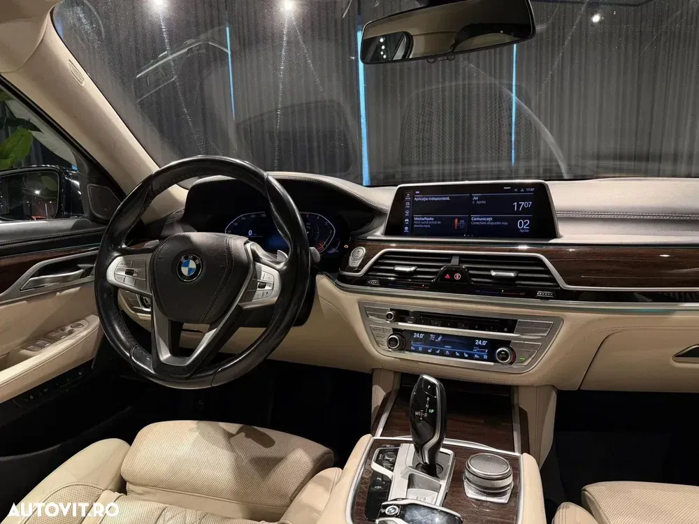 BMW Seria 7 — imagine 6