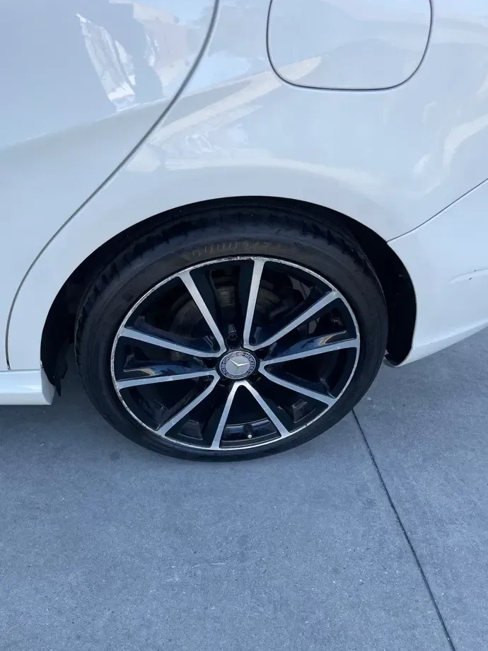 Mercedes-Benz EQB — imagine 8