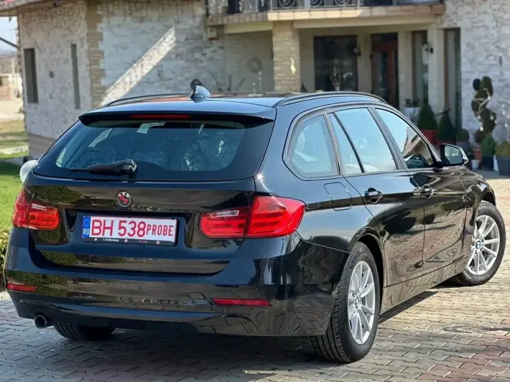 BMW Seria 3 F30/F31/F34 318d Aut. Modern Line
