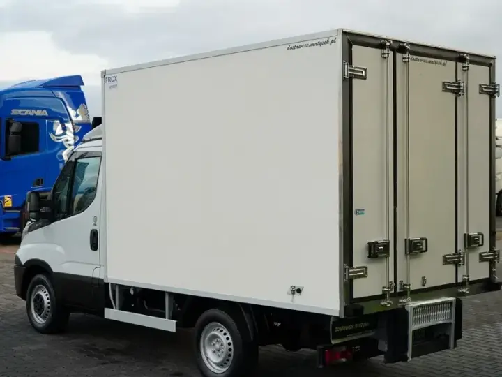 Iveco DAILY 35-130 / FRIGIDAR / CAMION TRANSPORT XARIOS 200 UNITĂȚI / IMPORTAT