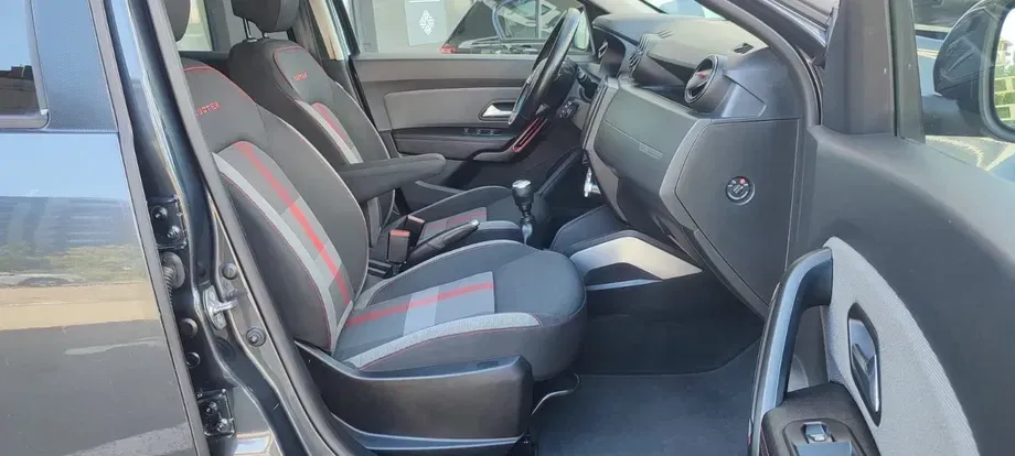 Dacia Duster — imagine 7