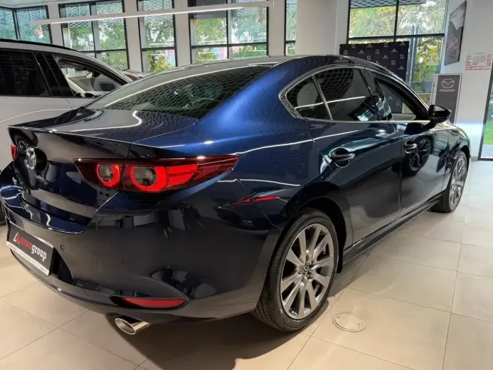 Mazda 3 IV e-Skyactiv X186 AT MHEV Exclusive-Line