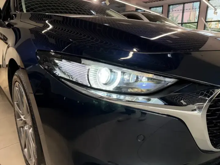 Mazda 3 IV e-Skyactiv X186 AT MHEV Exclusive-Line