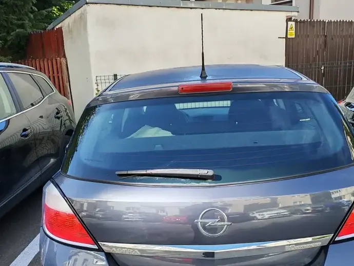 Opel Astra H