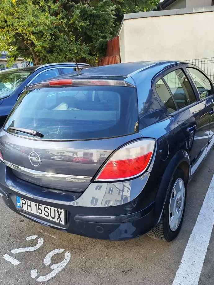 Opel Astra H — imagine 3