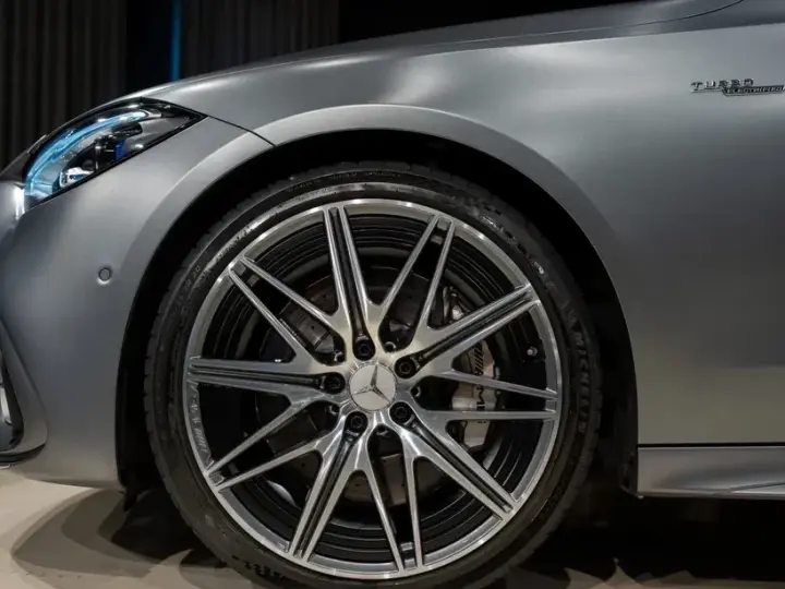 Mercedes-Benz C 43 AMG