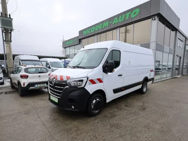 Renault Master L3H2 Axa Dubla