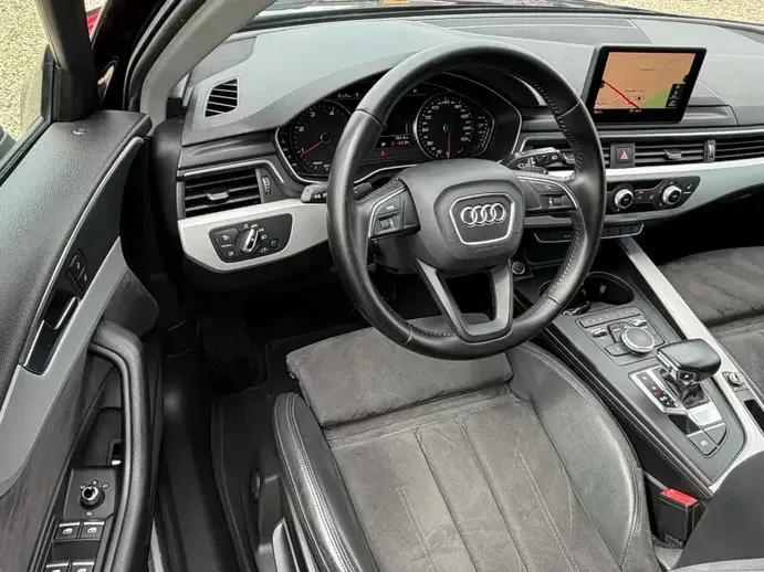 Audi A4 Limuzina B9 2.0 TDI DPF clean multitronic S line Sportpaket