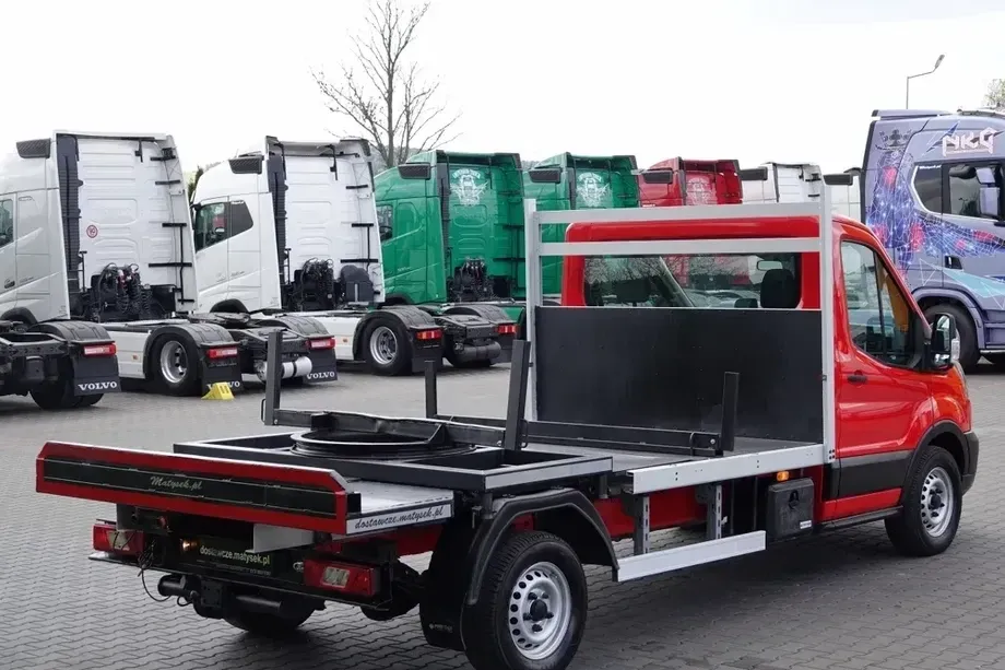 Ford TRANSIT 350 / PLATFORMĂ / MANUALĂ / 3 LOCURI / MASĂ NETĂ 3500 KG / — imagine 10