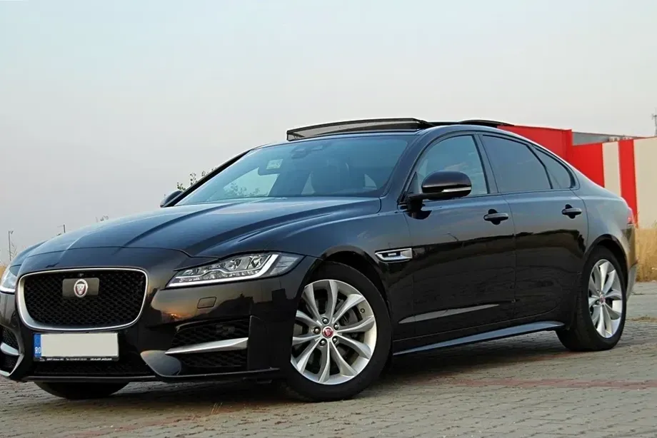 Jaguar XF — imagine 5